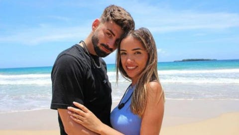 isaac torres y lucía sánchez en la última tentación