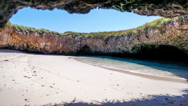 playa escondida de isla marieta