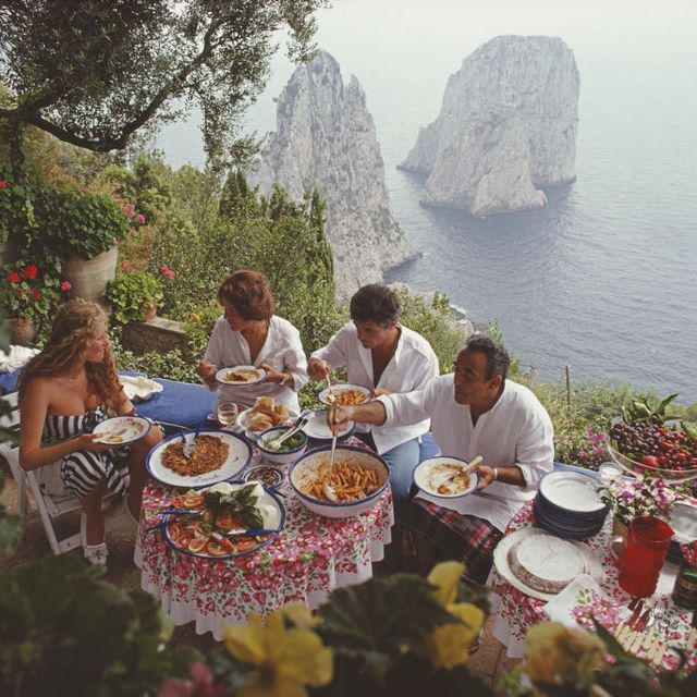 Dining Al Fresco On Capri
