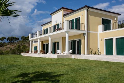 Villa Dendi: la casa dei Ferragnez a Sanremo | Elle Decor