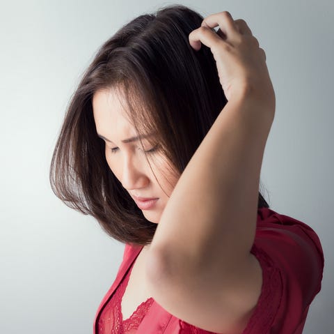 Lice Vs Dandruff How To Tell Difference Between Lice Dandruff Lice Vs Dandruff How To Tell Difference Between Lice Dandruff