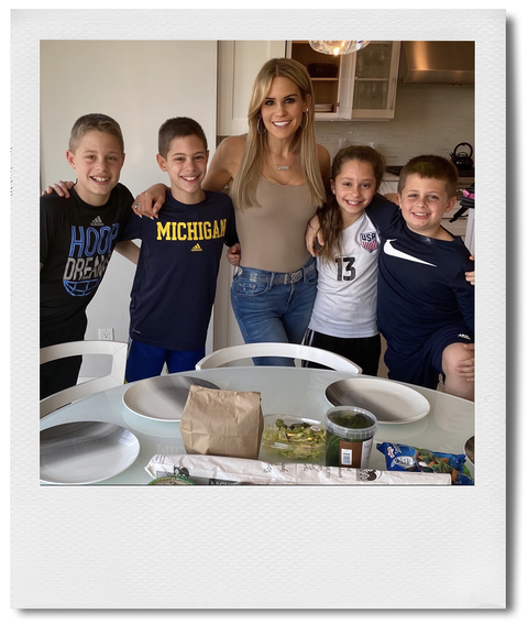 Jackie Goldschneider and children at the table