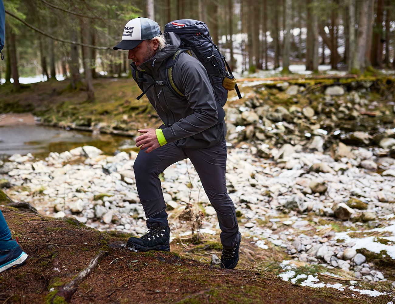 Grap transmissie zaad Jack Wolfskin Tapeless Jacket Review: Sustainable, But Not Functional