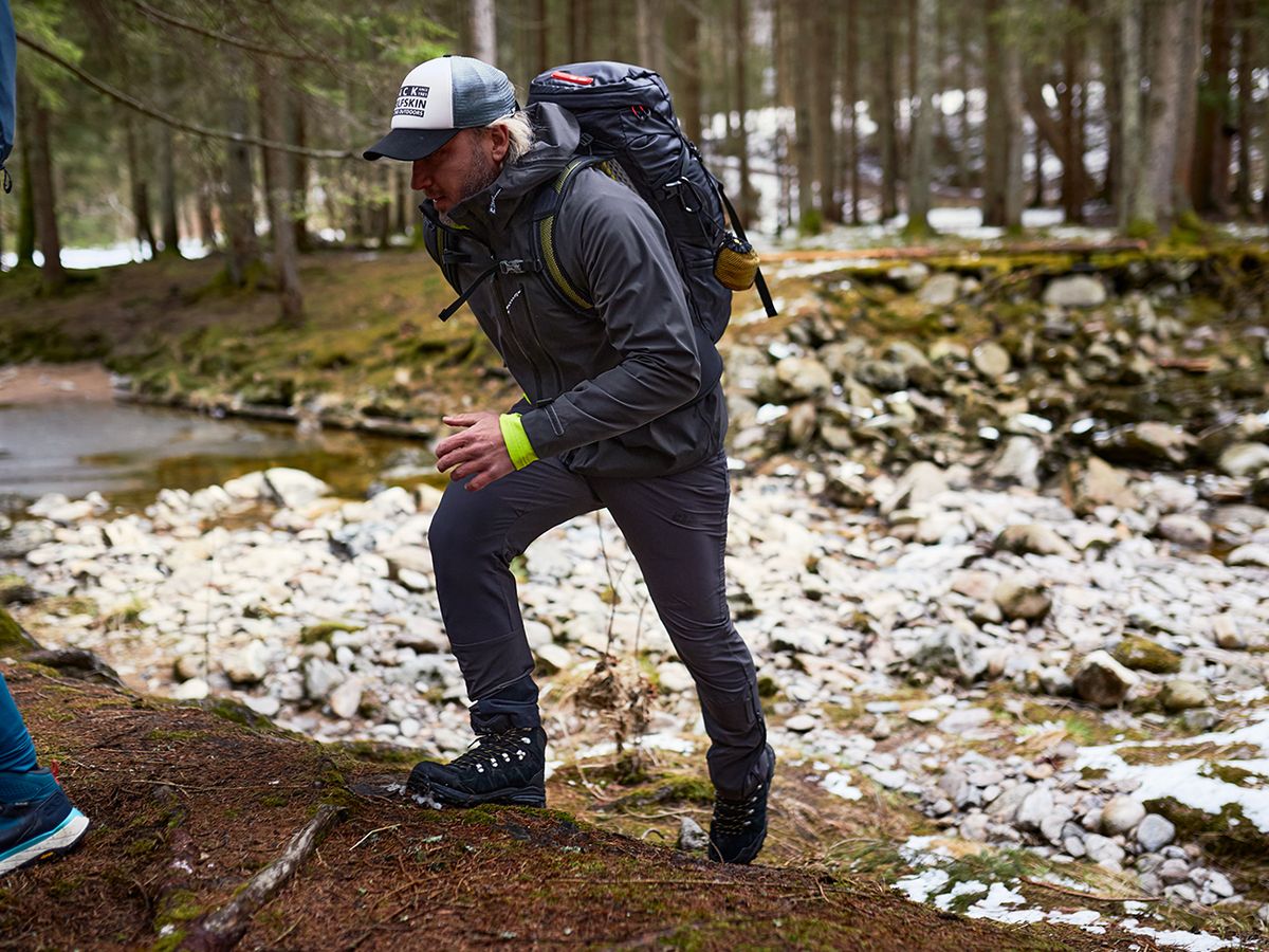 specificatie hoofd matig Jack Wolfskin Tapeless Jacket Review: Sustainable, But Not Functional