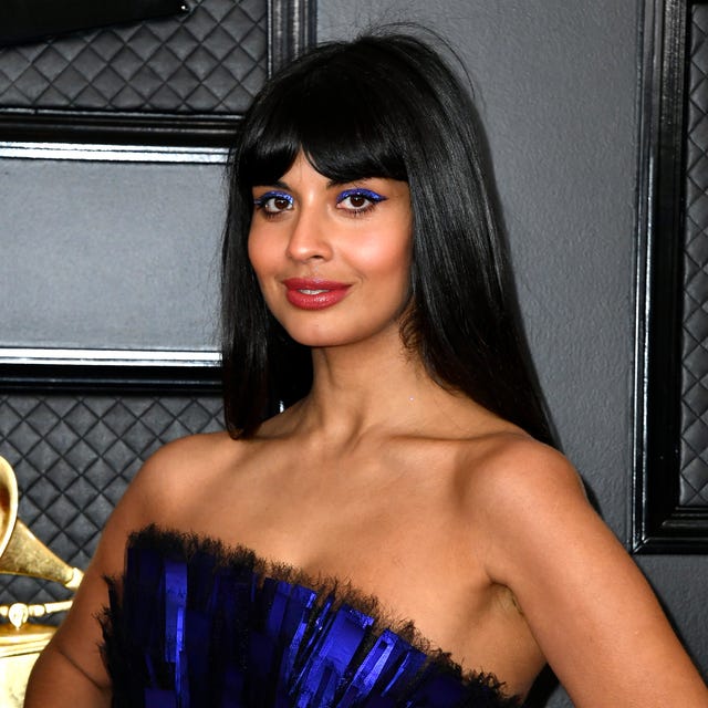 This is why the Internet is arguing over Jameela Jamil's skincare routine This is why the Internet is arguing over Jameela Jamil's skincare routine
