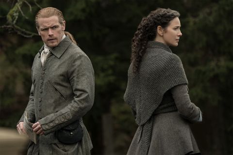 Catriona Balfe as Claire, Sam Reughan as Jamie Fraser, Outlander, Season 6