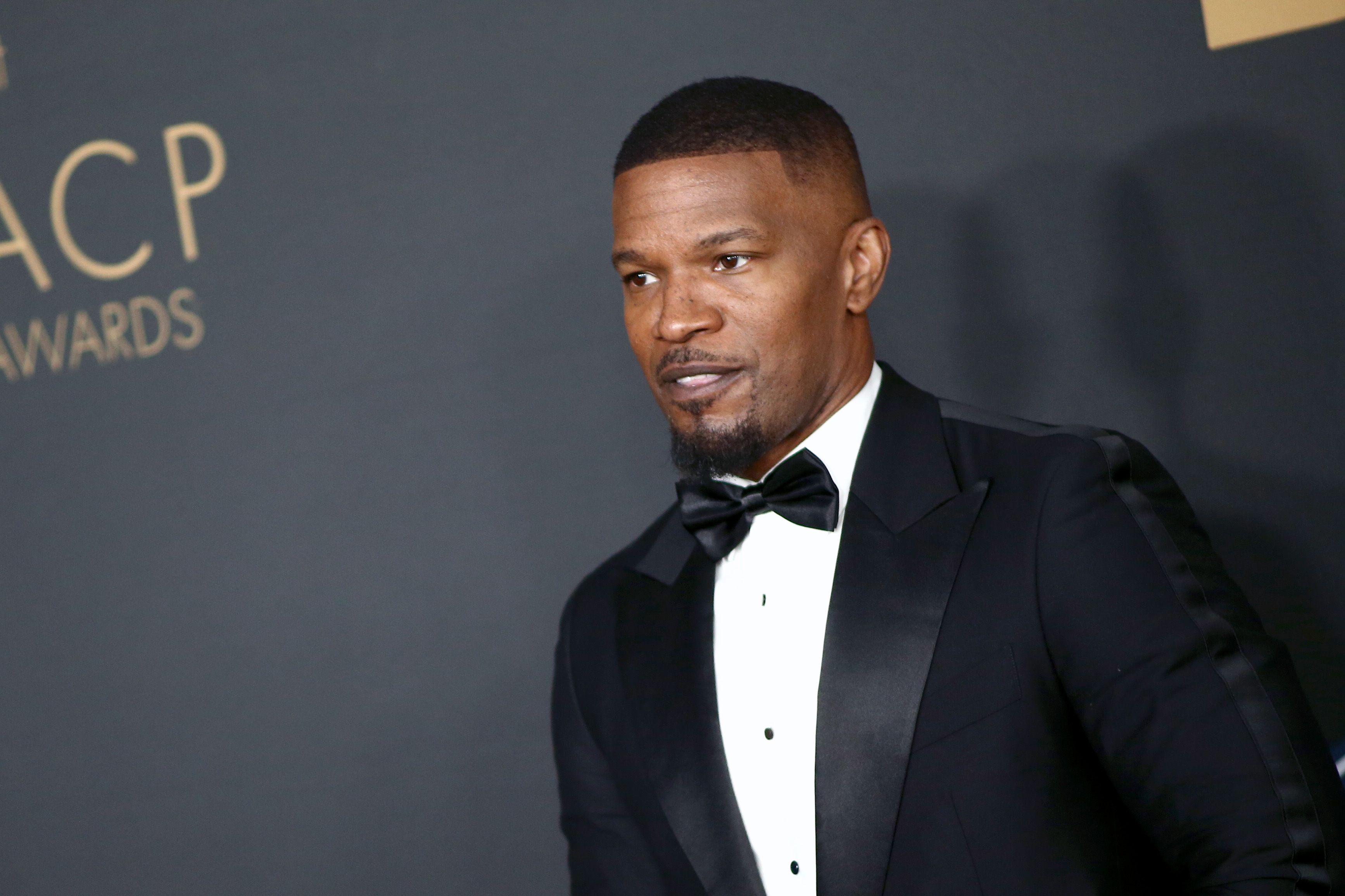 Jamie Foxx Just Revealed the Workout He's Doing to Pack on Muscle to P...