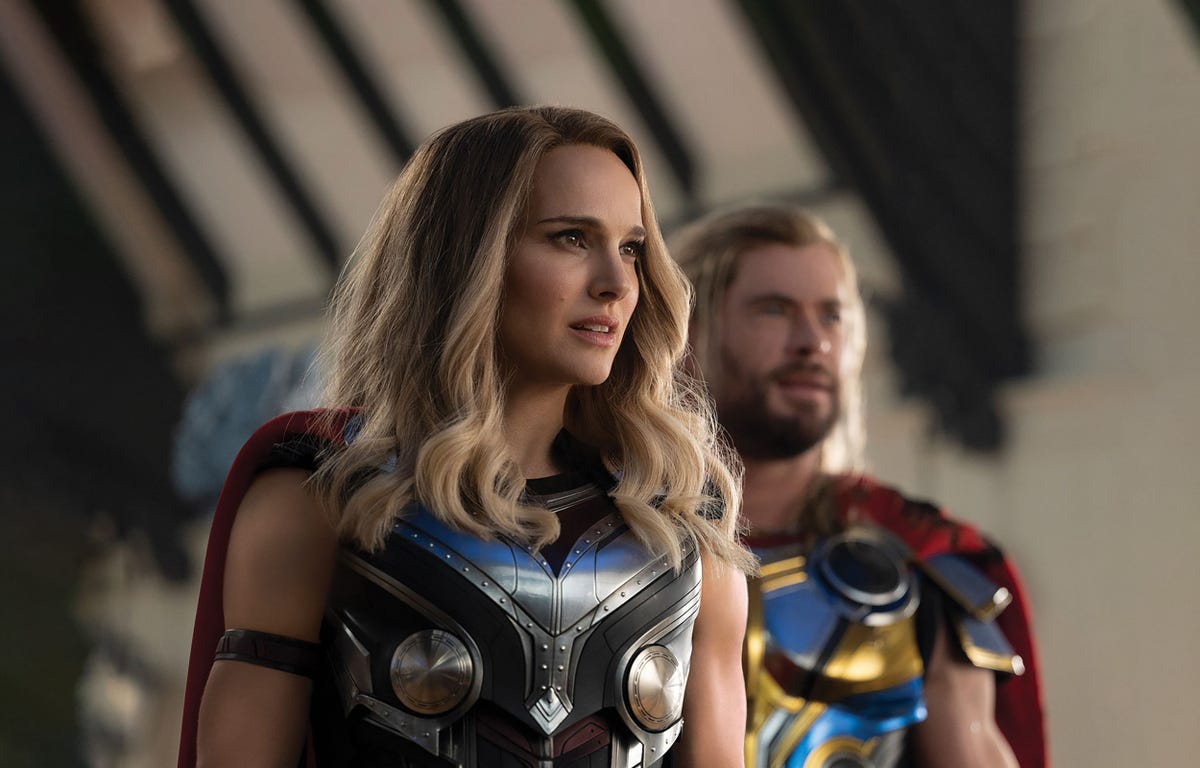 Natalie Portman wants her Thor to fight alongside Captain Marvel