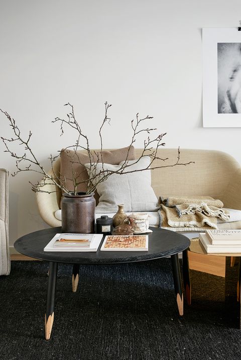 23 Stylish Minimalist Living Room Ideas Modern Living Room Decorating Tips And Inspiration