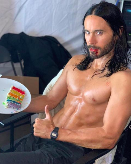 Jared Leto dropped a shirtless thirst trap to celebrate his 50th birthday thumbnail