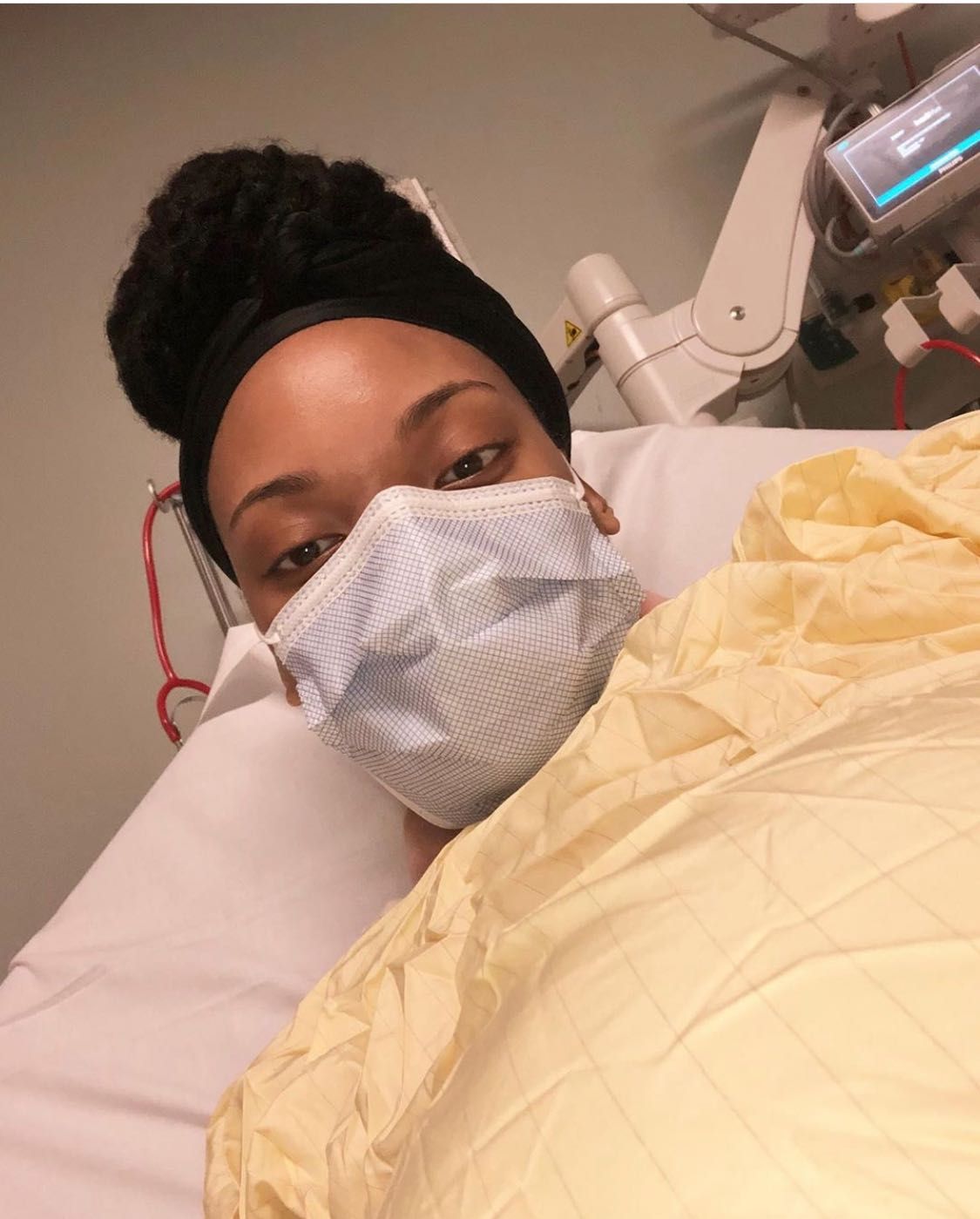 Instagram Black Woman In Hospital Bed Matteomezzetta