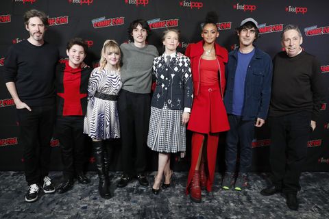 new york, new york   october 08 jason reitman, logan kim, mckenna grace, finn wolfhard, carrie coon, celeste oconnor, gil kenan and ivan reitman pose during the ghostbusters afterlife cast  filmmakers panel at new york comic con on october 08, 2021 in new york city photo by astrid stawiarzgetty images for sony pictures