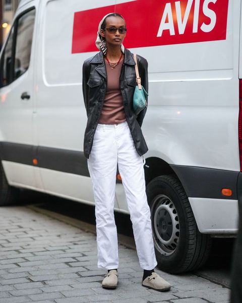 jeans bianchi moda tendenze abbinamenti 2022 2023