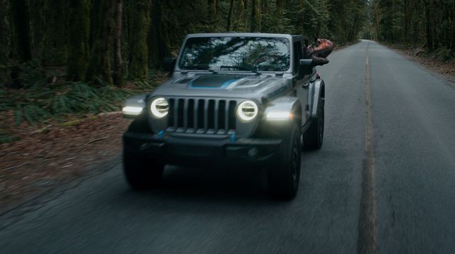 jeep® brand partners with universal pictures to launch global 'jurassic world dominion' marketing campaign