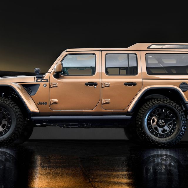 Behoefte aan opraken Marine Jeep Created a Wrangler with Three Rows of Seats for SEMA