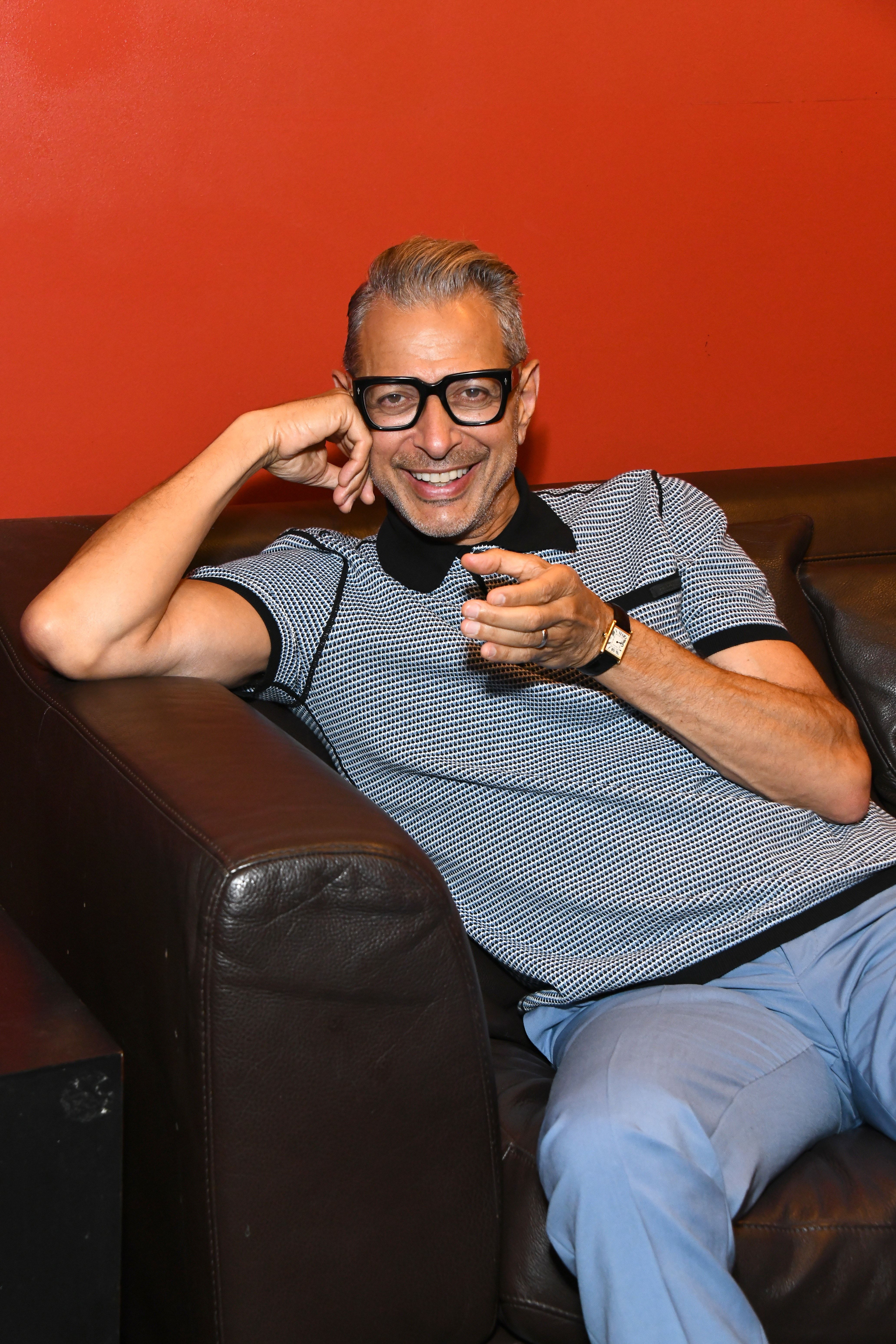 jeff-goldblum-reloj-tank-cartier-1613735062.jpg