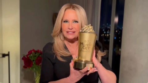 jennifer coolidge mtv award