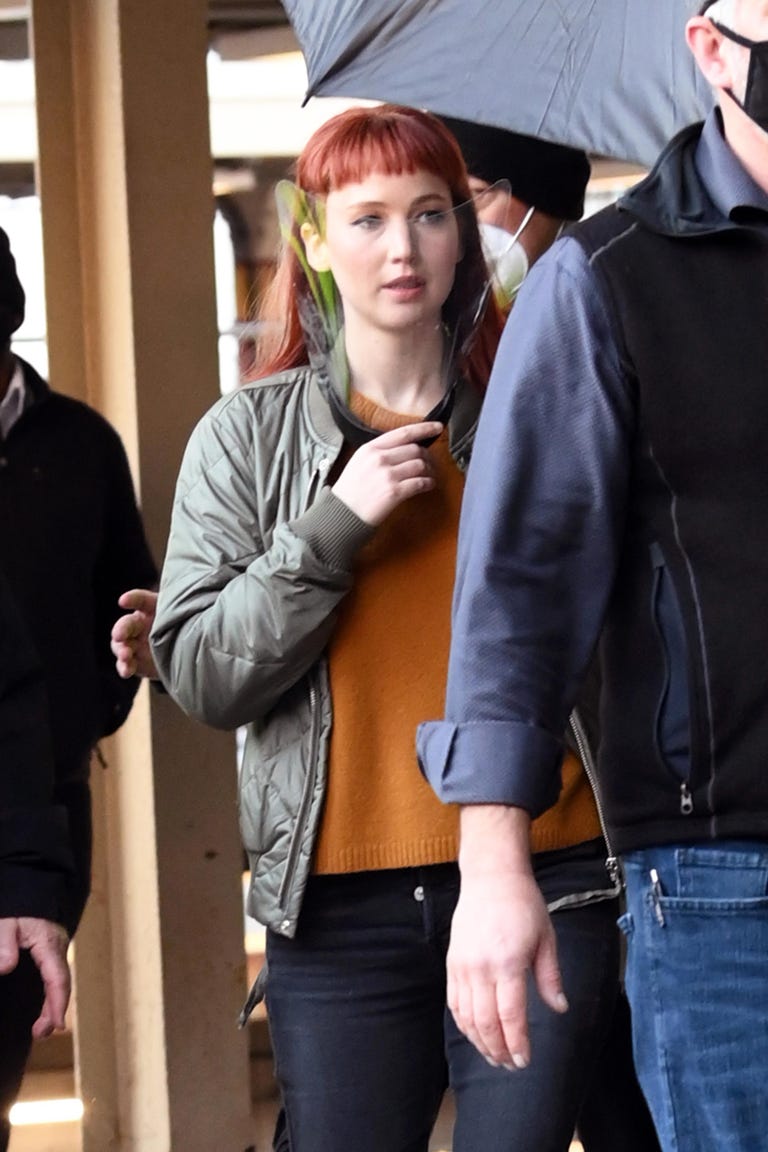 Így fest Jennifer Lawrence a Leonardo DiCaprio közös Netflix-film forgatásán 12 jennifer lawrence filming netflix movie 1606901241