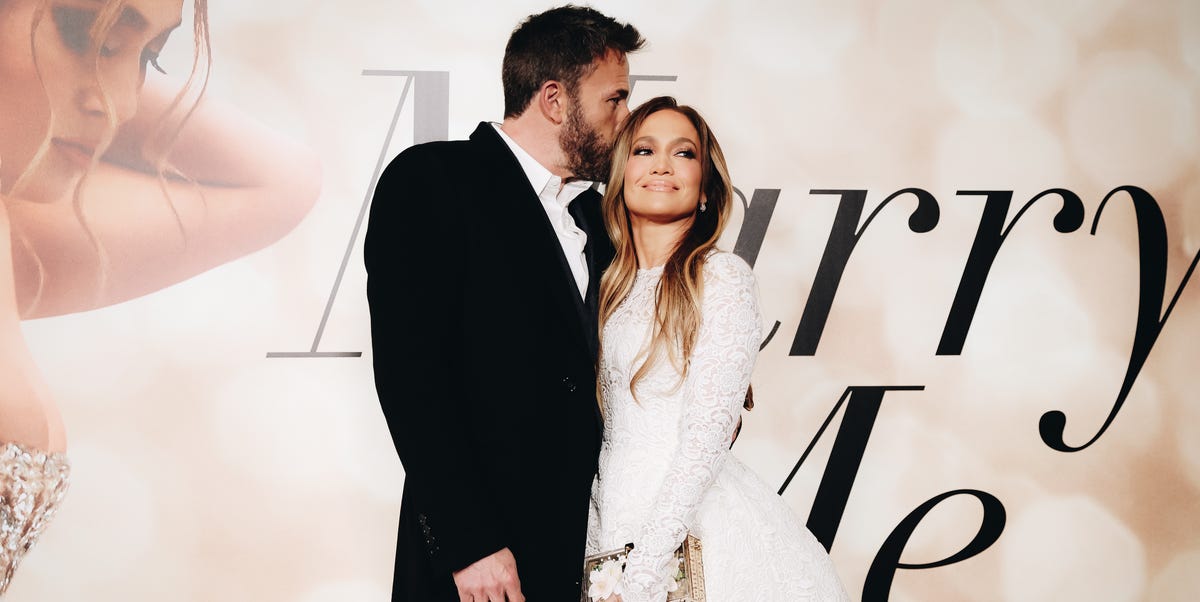 Jennifer Lopez announces she’s marrying Ben Affleck Jennifer Lopez announces she’s marrying Ben Affleck