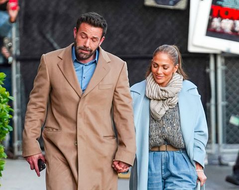 Jennifer Lopez and Ben Affleck recover the'twinning' fashion of dressing like your partner in 2021 with coordinated looks with blue as the protagonist