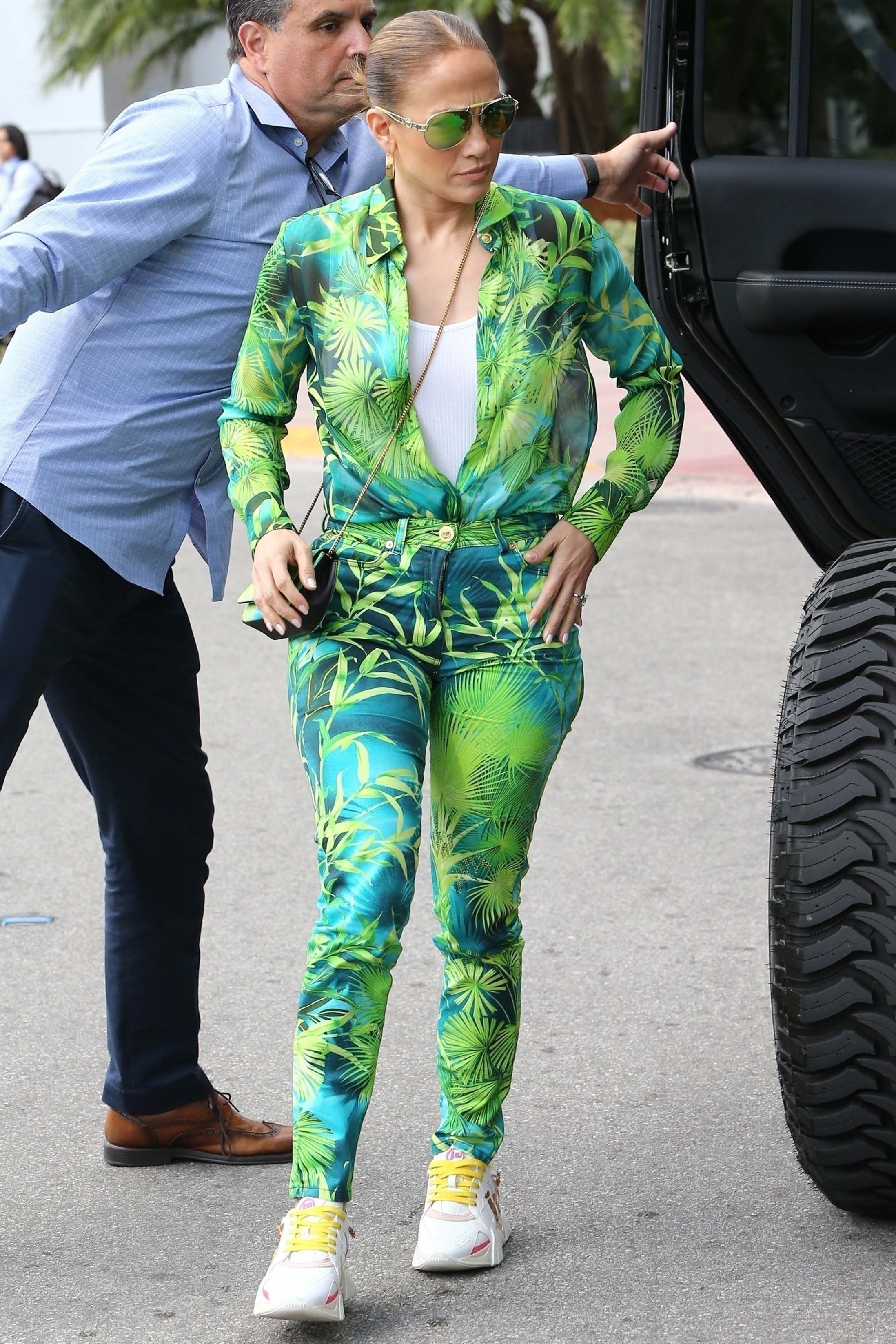 Jennifer Lopez recreates her iconic Versace jungle-print moment again