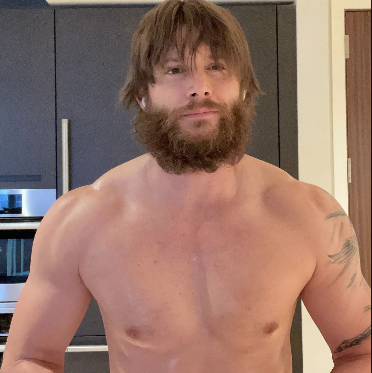 Jensen Ackles Is Bearded and Buff in New Shirtless Photo Ahead of His 'The Boys' Debut