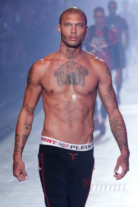 Hot Felon Jeremy Meeks and His Shirtless Body Are On the Runway Again ...