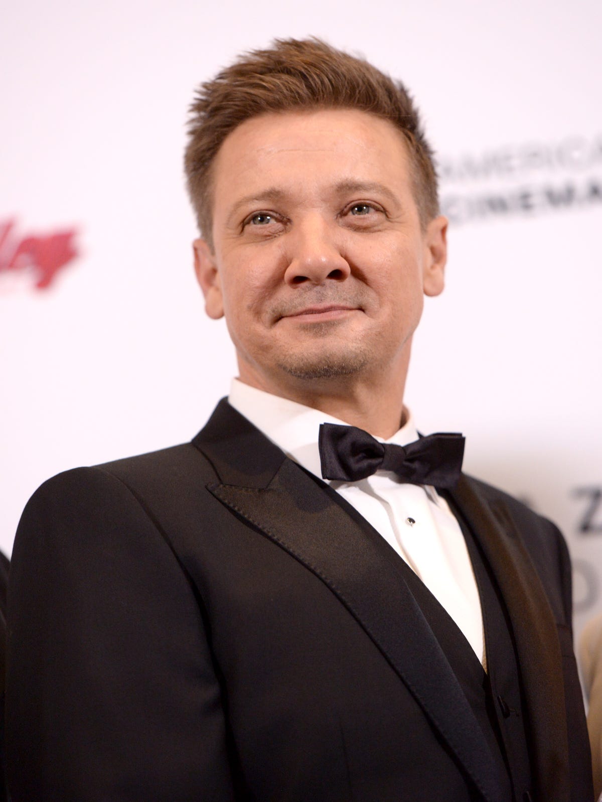 Jeremy Renner updates us on his new series after his terrible accident with a snowplow