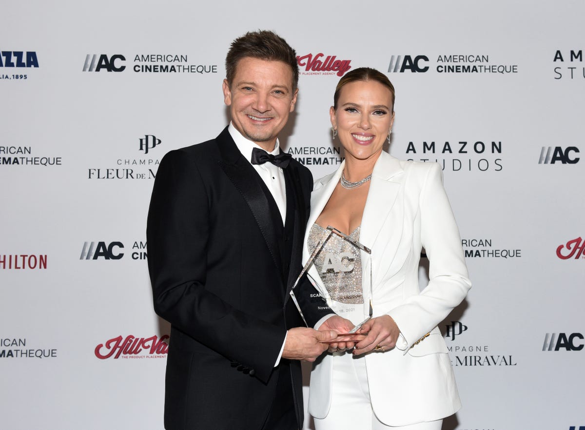 This was the emotional reunion of Scarlett Johansson and Chris Evans with Jeremy Renner, his Marvel partner, after his accident: “I didn’t know if I would see him again”