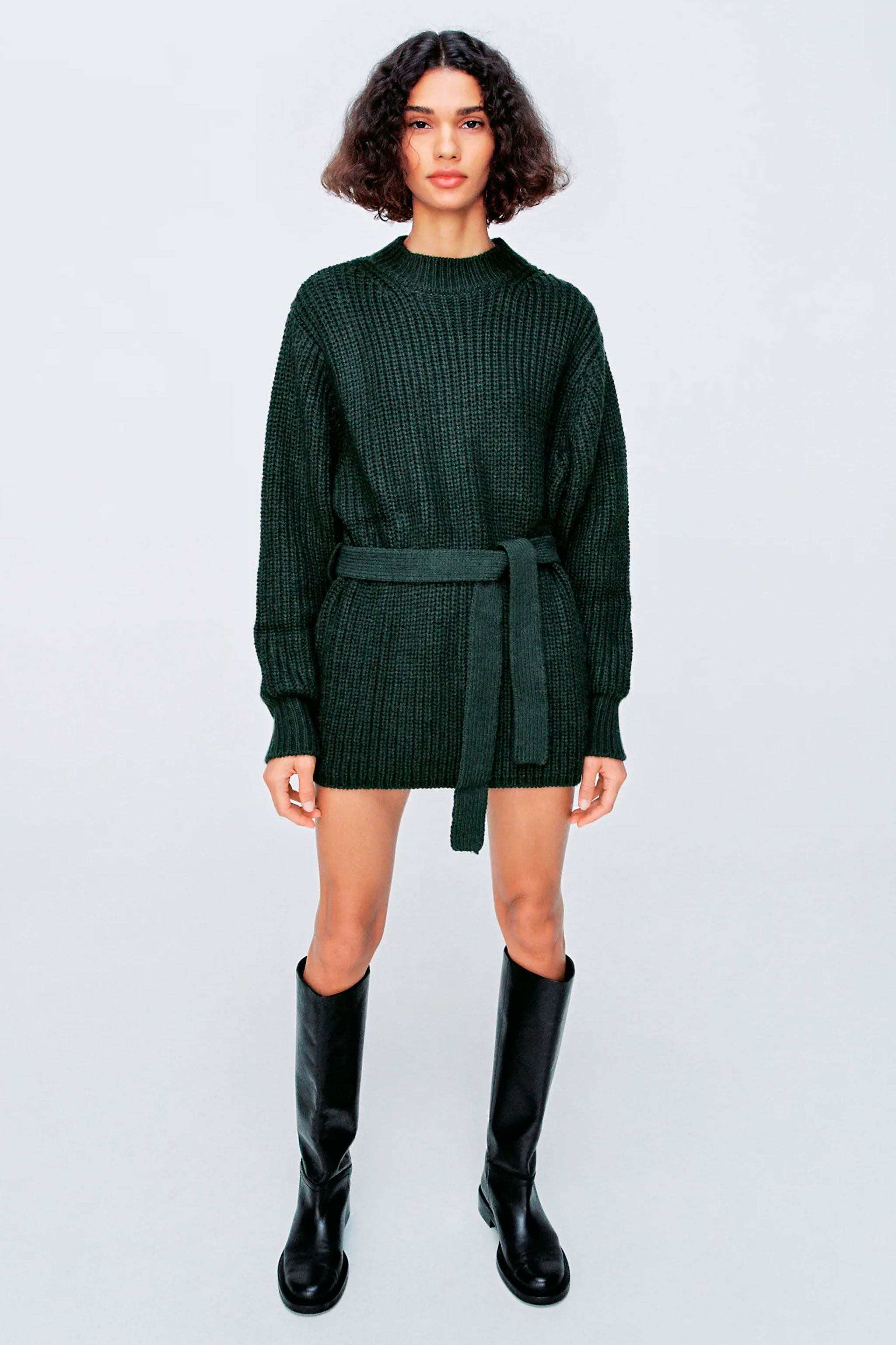 El jersey de Zara que se transforma en vestido hace cintura fina El jersey de Zara que se transforma en vestido hace cintura fina