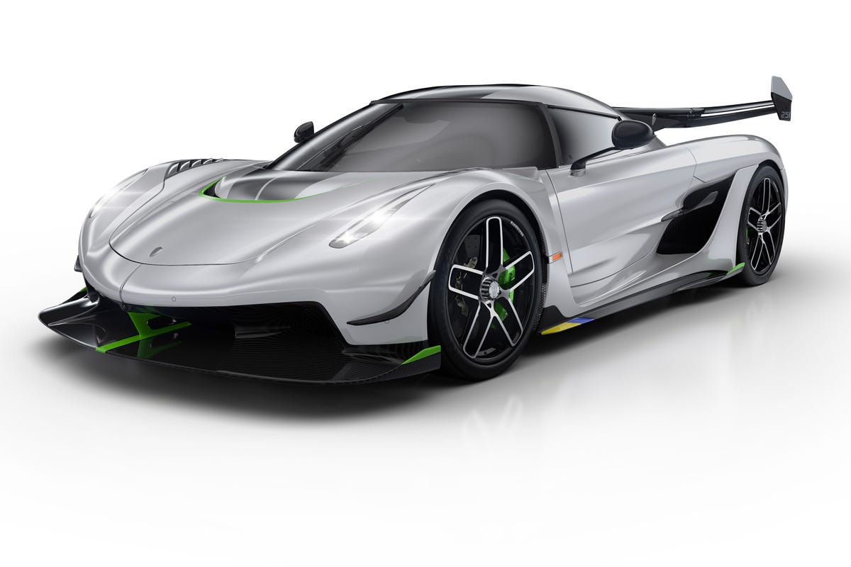 The-Koenigsegg-Jesko-Has-1600-HP-and-Promises-a-300-MPH-...