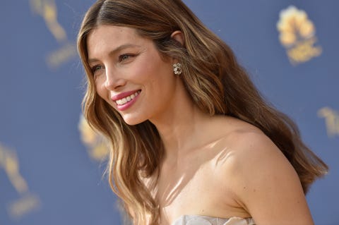 Jessica Biel’s Squat Workout Shows Off How Insanely Strong She Is