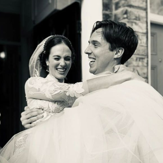 Downton Abbey Star Jessica Brown Findlay Marries Ziggy Heath Wedding Photos 