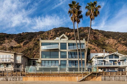 Jillian Michaels Is Ing Her Malibu Mansion The Gest Loser Jillian Michaels