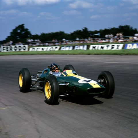 jim clark pilota el lotus 25 coventry climax campeón en el gp de gran bretaña de 1963