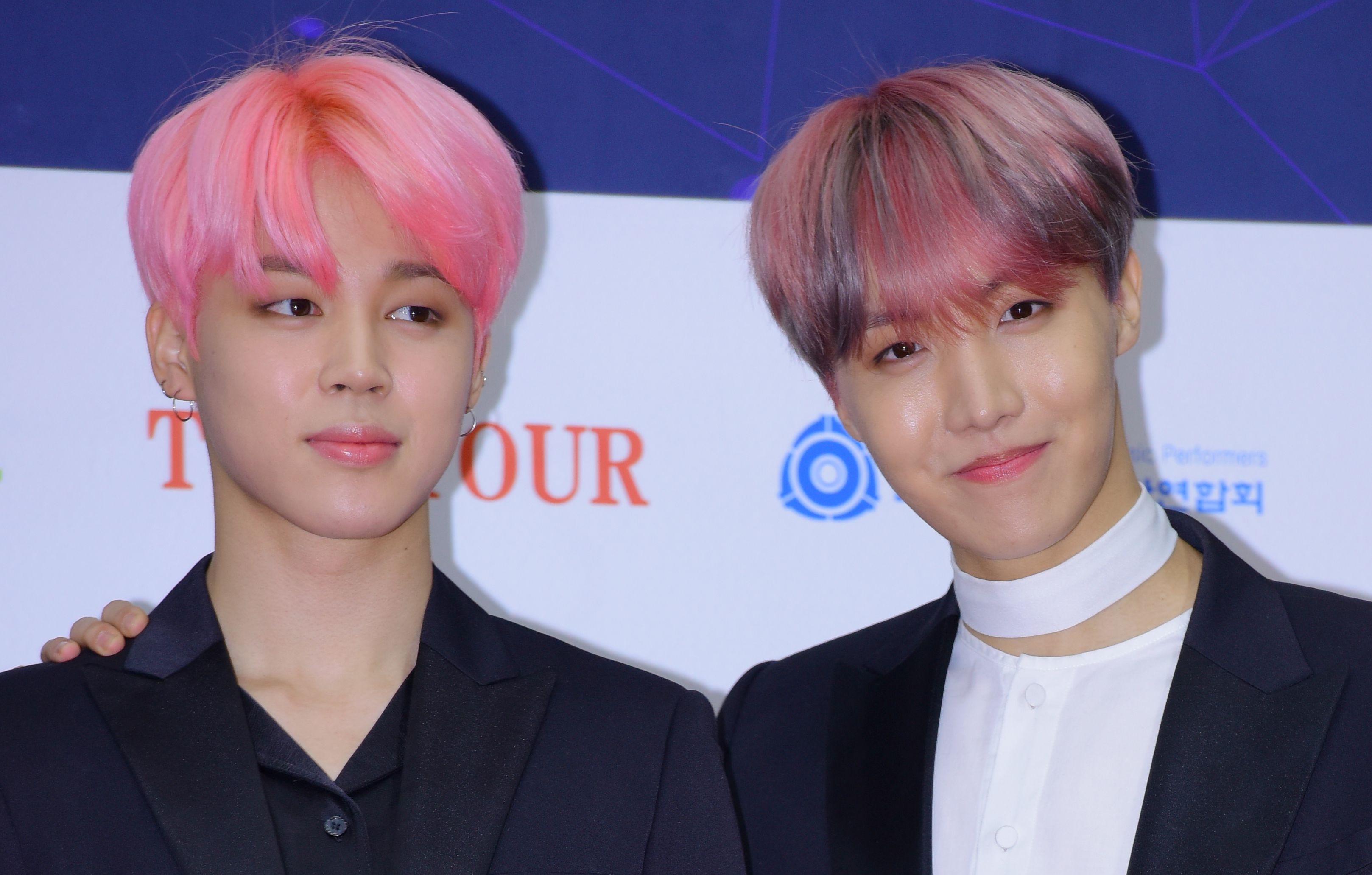21年最新 Bts 防弾少年団 ジミンのヘアスタイル ヘアカラー48連発 マネしたいおしゃれな髪型を厳選してご紹介 21年最新 Bts 防弾少年団 ジミンのヘアスタイル ヘアカラー48連発 マネしたいおしゃれな髪型を厳選してご紹介
