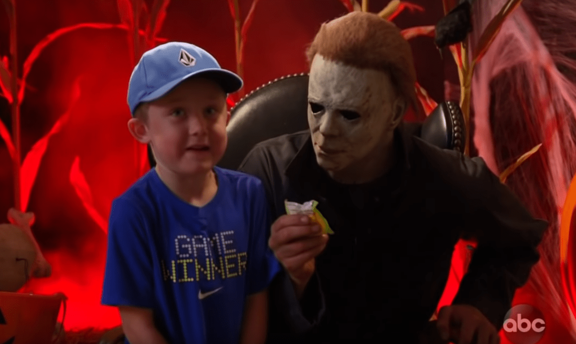 Michael Myers asustando a estos niños es el vídeo viral de este Halloween - Broma  pesada con Michael Myers para Halloween