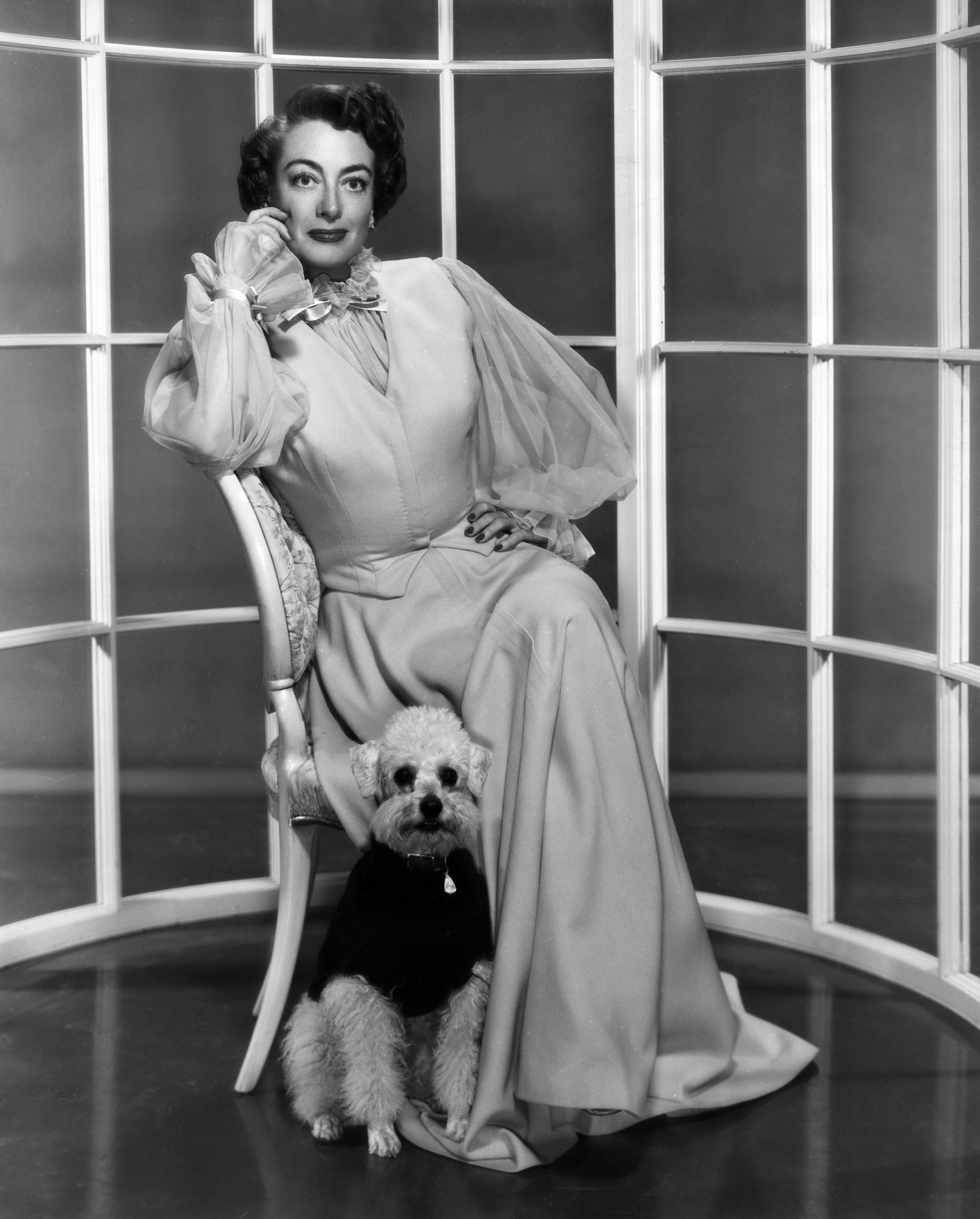 40 Photos Of Joan Crawford Throughout Her Life