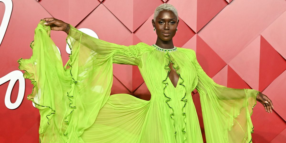10 best-dressed celebrities from the 2022 Fashion Awards red carpet