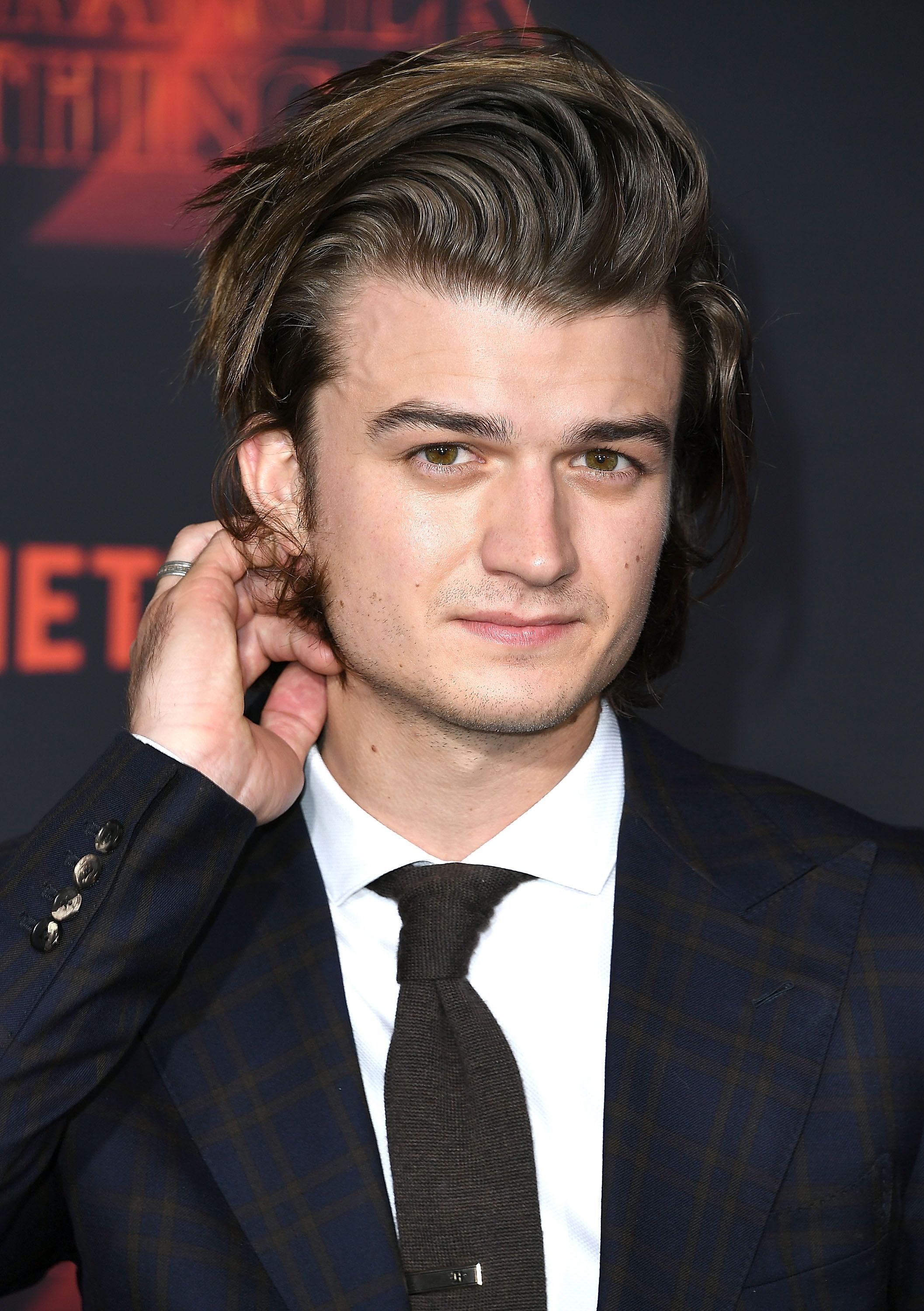 Next photo of Joe Keery