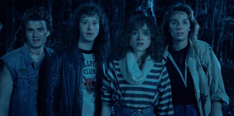 joe keery as steve harrington, joseph quinn as eddie munson, natalia dyer as nancy wheeler and maya hawke as robin buckley in stranger things, season 4