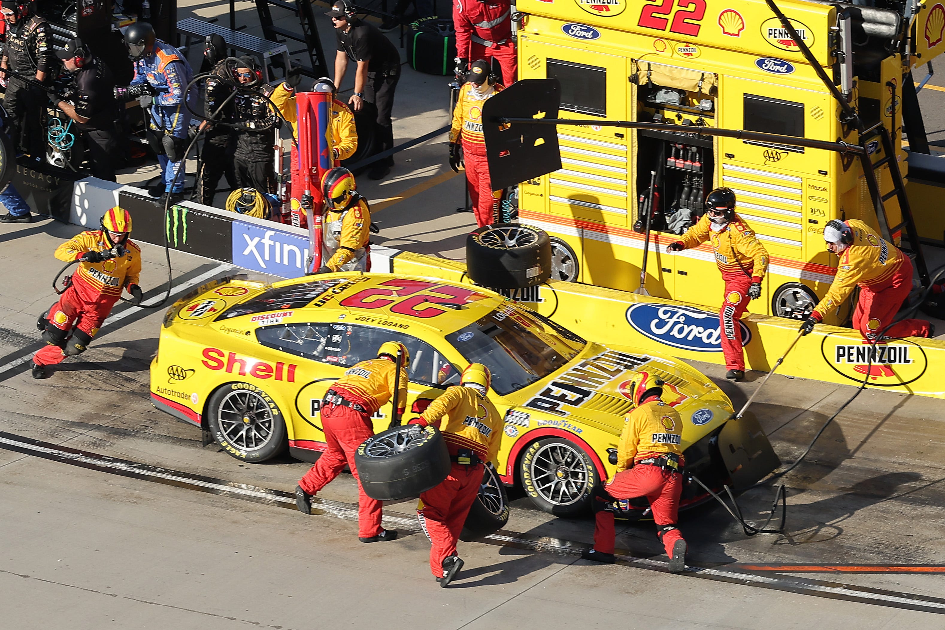 See the Trailer for Netflix Docuseries: 'NASCAR Full Speed'