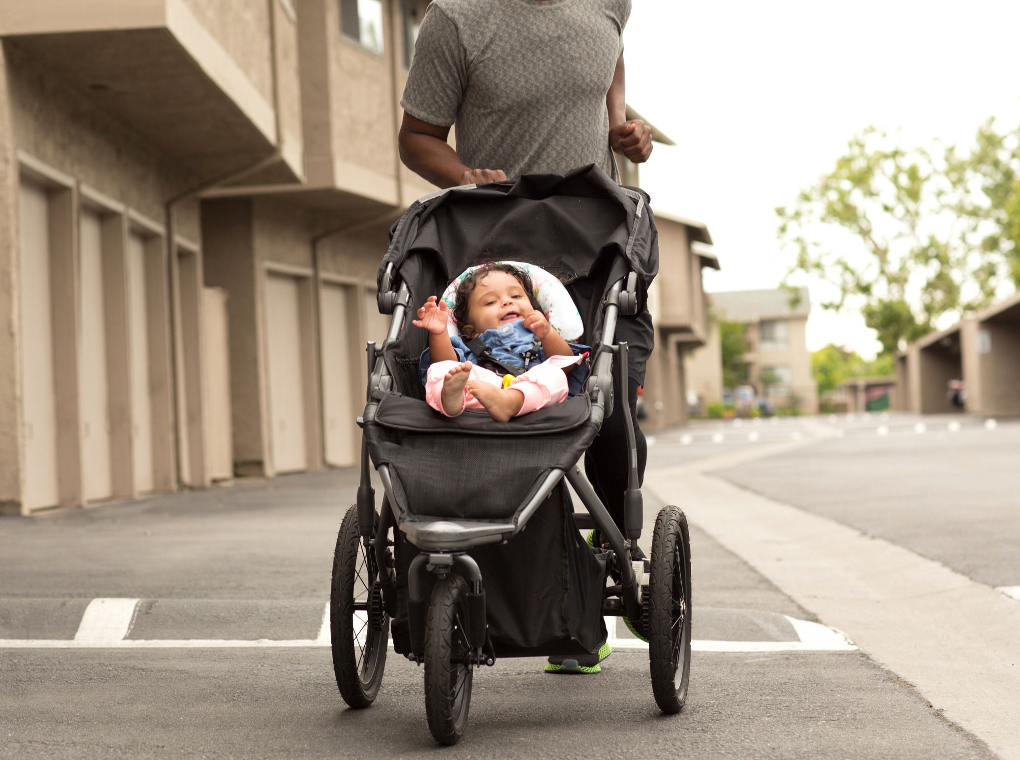 jogging stroller with speakers