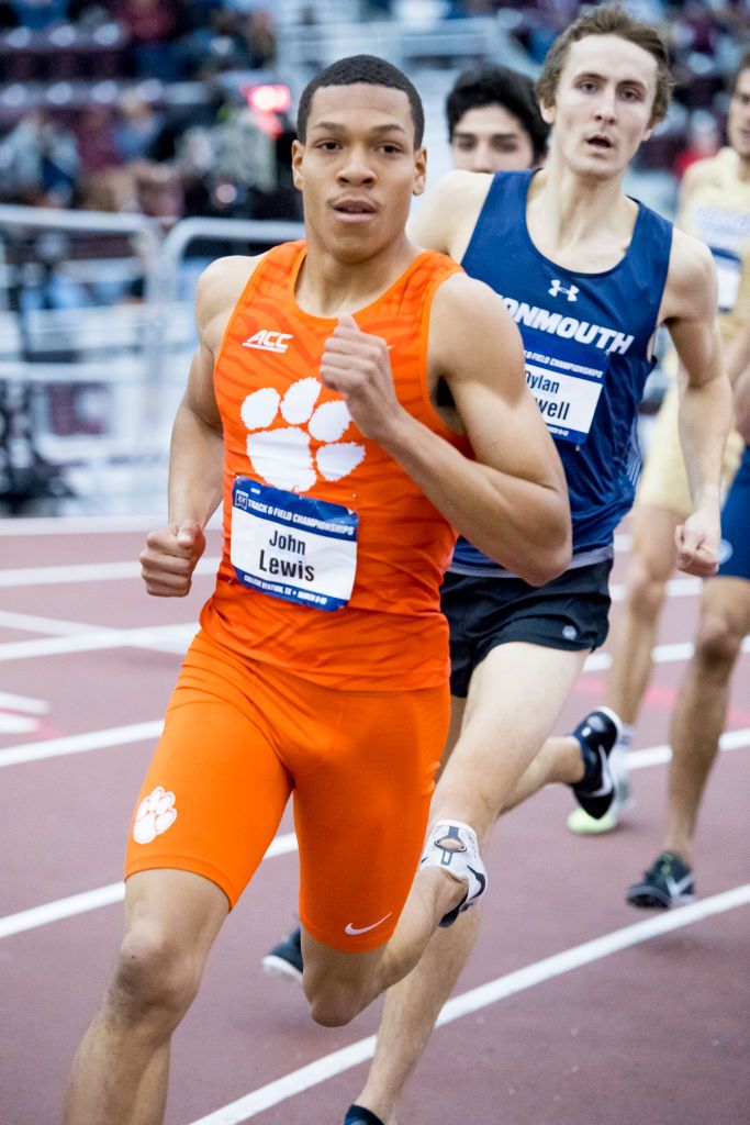 men's indoor track shoes