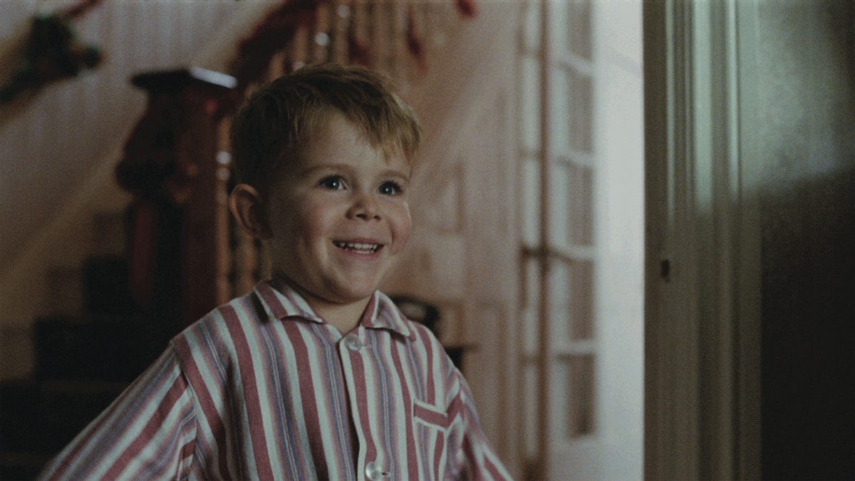 John Lewis Christmas advert starring Elton John - The Boy & The Piano ...