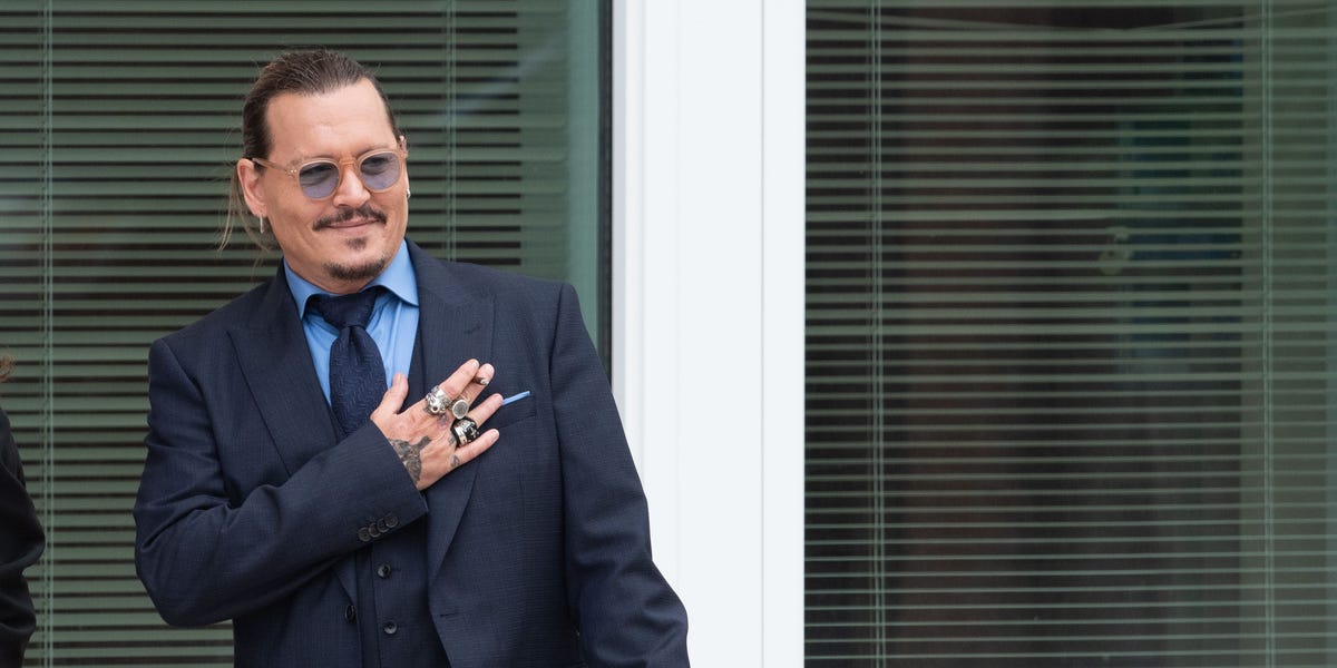 The video of Johnny Depp after winning the trial that has gone viral The video of Johnny Depp after winning the trial that has gone viral