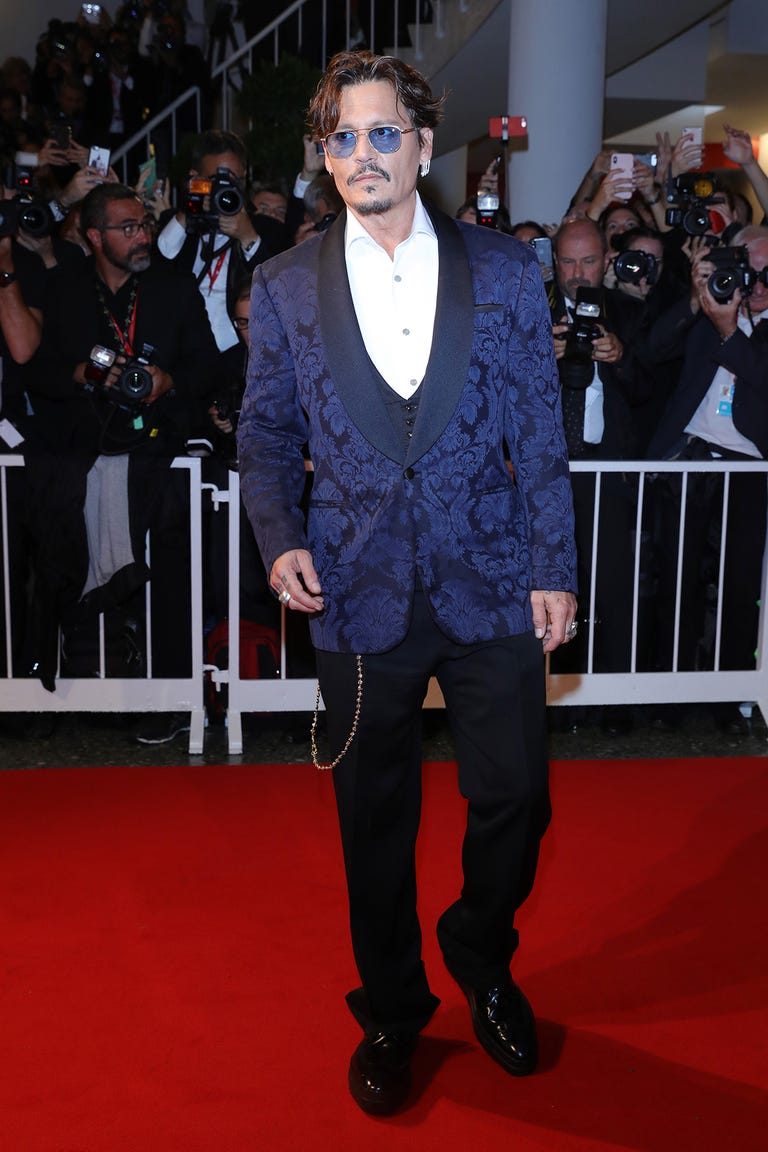 johnny-depp-foto-venezia-2019-2-1567872723 Festival del Cinema di Venezia: i migliori outift dell'ultima settimana