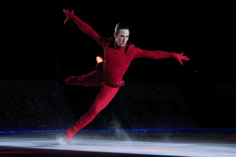 John ice. Johnny Weir Ice-Skating. Джонни Вейр на льду 2021. Джонни Вейр видео 2021 года. Джонни Вейр в Пекине.