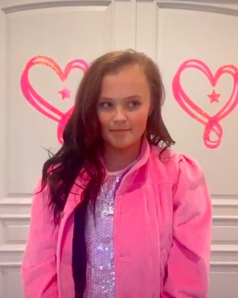 Jojo Siwa Has Dyed Her Hair Brown And Ditched Her Ponytail