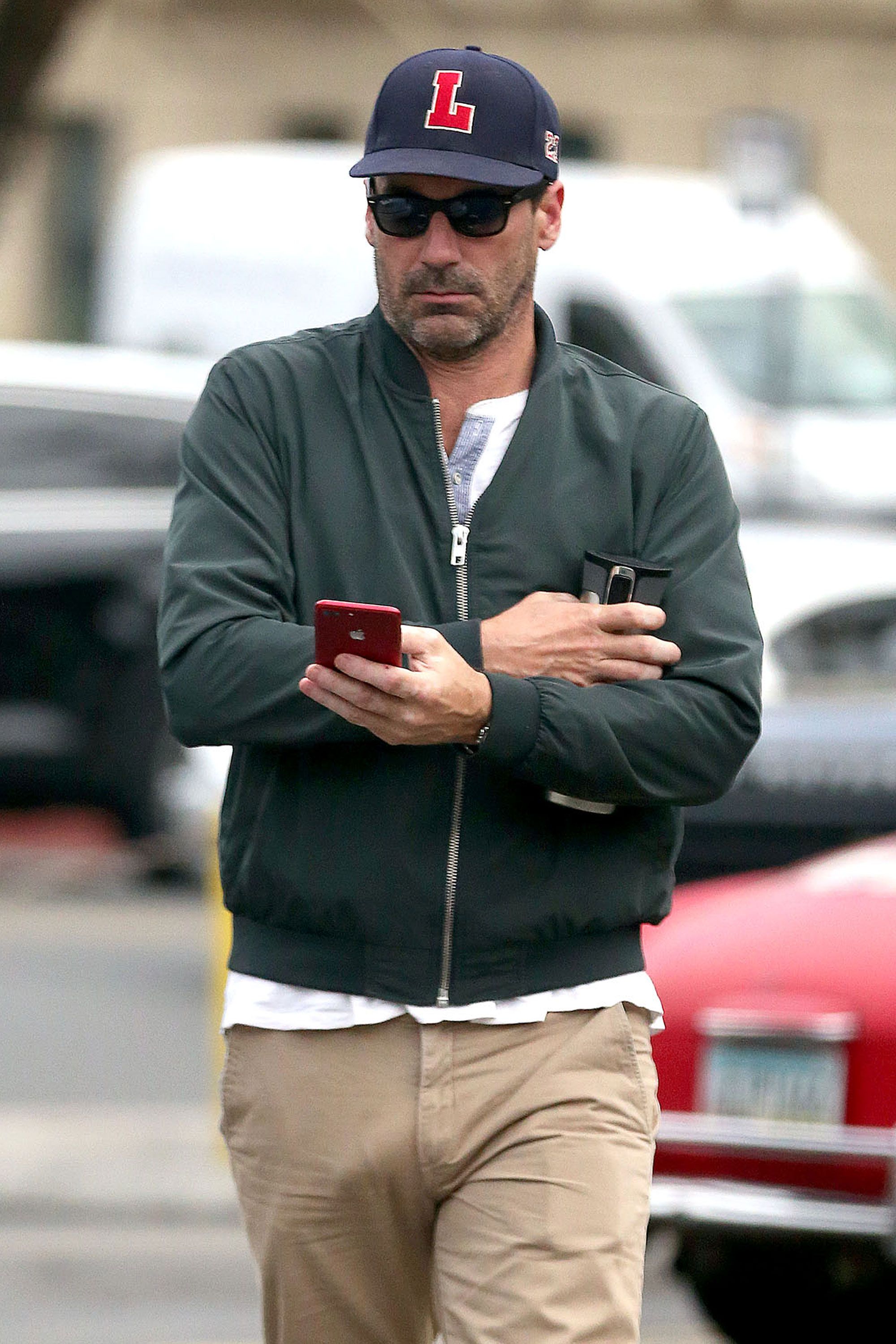 Next photo of Jon Hamm